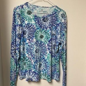 Lands’ End swim shirt/rash guard. Size L. Blue/green starburst pattern